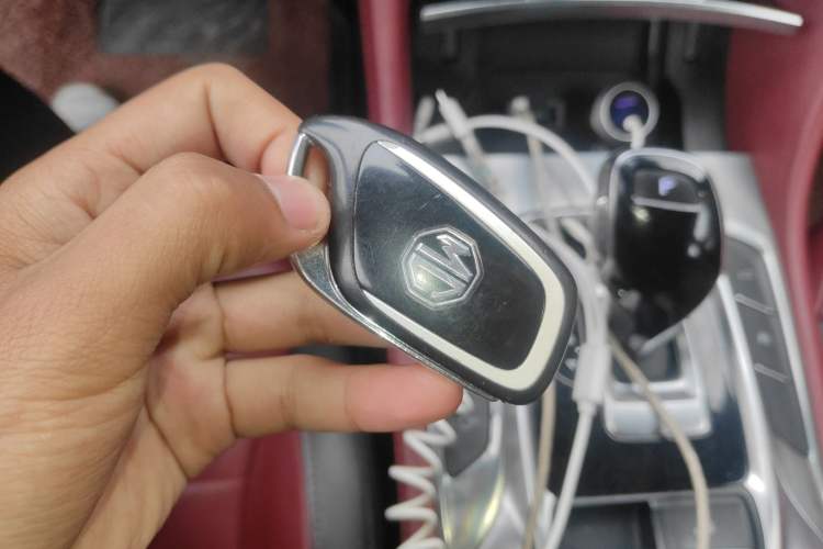 Used MG HS 2019 30T Automatic 2WD Trophy Supreme Edition China VI Standard Vehicle Key