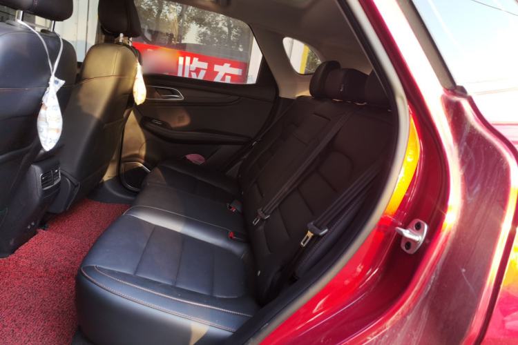 Used MG HS 2020 20T Automatic Two-Wheel Drive Ultra-Luxury Version China VI Standard Interior 4