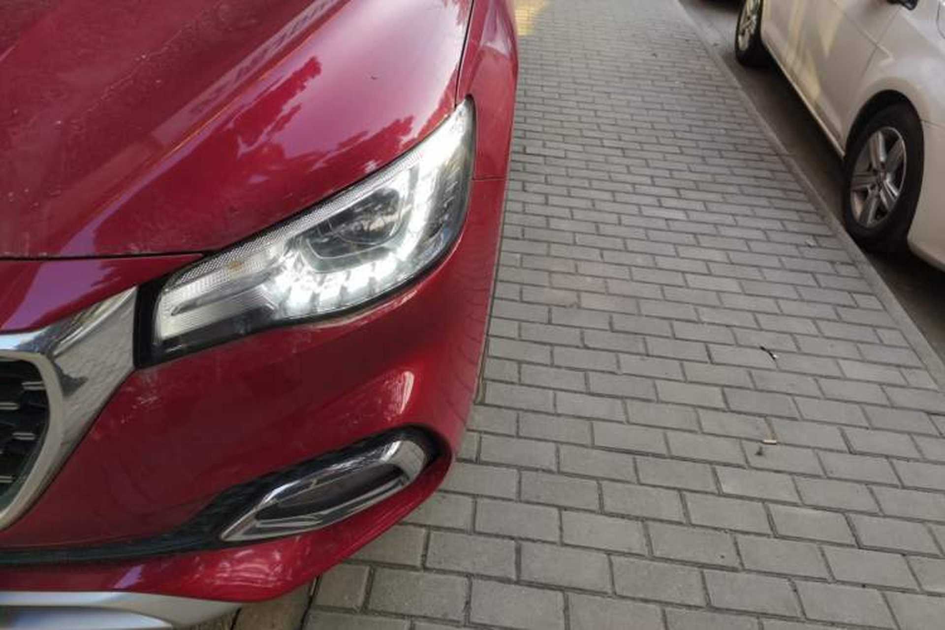 Used MG HS 2020 20T Automatic Two-Wheel Drive Ultra-Luxury Version China VI Standard Left Front Headlight