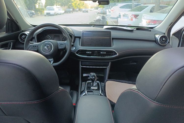 Used MG HS 2020 20T Automatic Two-Wheel Drive Ultra-Luxury Version China VI Standard Center Console