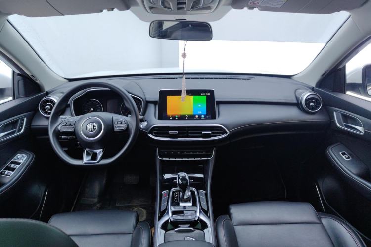 Used MG HS 2020 20T Automatic Two-Wheel Drive Ultra-Luxury Version China VI Standard Center Console