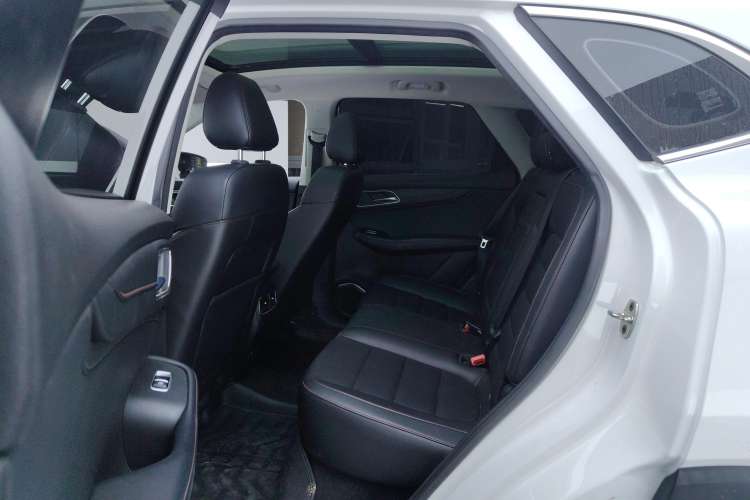 Used MG HS 2020 20T Automatic Two-Wheel Drive Ultra-Luxury Version China VI Standard Right Rear Seat