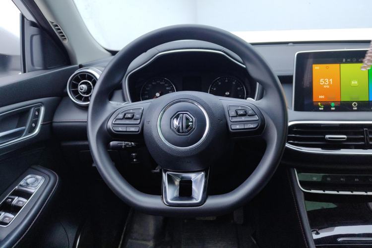 Used MG HS 2020 20T Automatic Two-Wheel Drive Ultra-Luxury Version China VI Standard Steering Wheel
