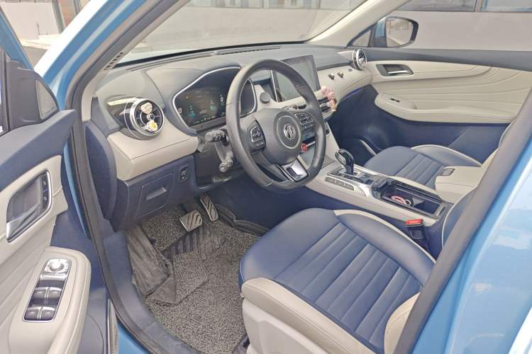 Used MG HS New Energy 2020 eHS 1.5T e-Trophy Interior 2