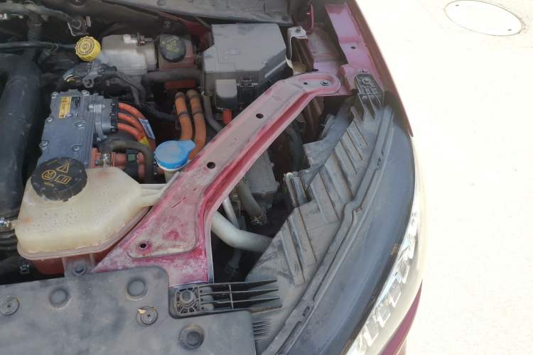 Used MG HS New Energy 2020 eHS 1.5T e-Trophy Engine Bay Left