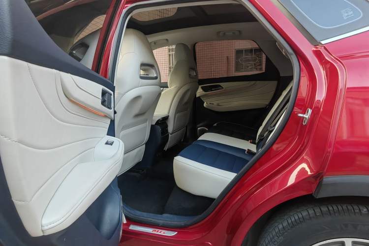Used MG HS New Energy 2020 eHS 1.5T e-Trophy Interior 2