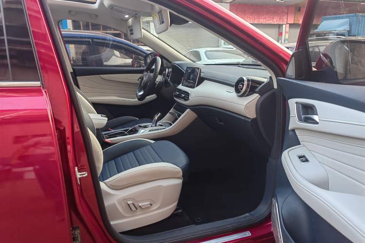 Used MG HS New Energy 2020 eHS 1.5T e-Trophy Interior 7