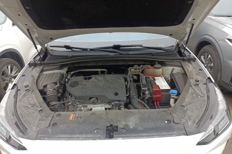 Used MG ONE 2023 1.5T Entry Version Engine Bay