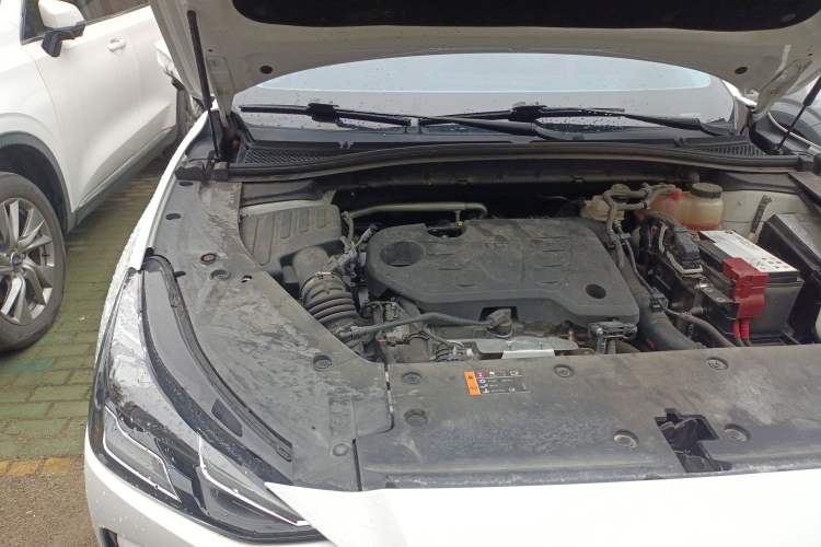 Used MG ONE 2023 1.5T Entry Version Engine Bay Right