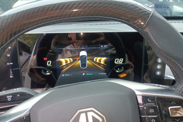 Used MG ONE 2023 1.5T Entry Version Instrument Cluster