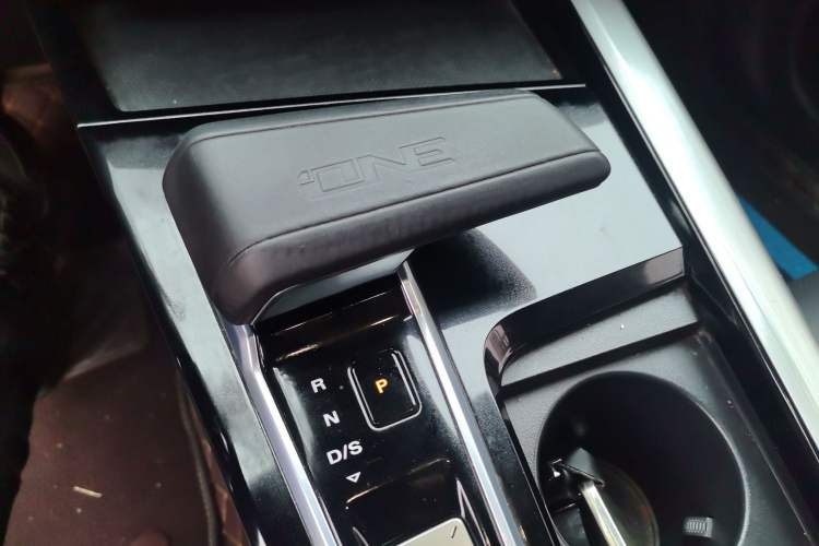Used MG ONE 2022 α-Smart Sports Series 1.5T Advanced Edition Gear Lever