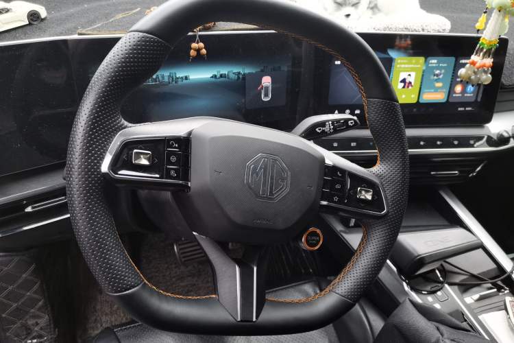 Used MG ONE 2022 α-Smart Sports Series 1.5T Advanced Edition Steering Wheel