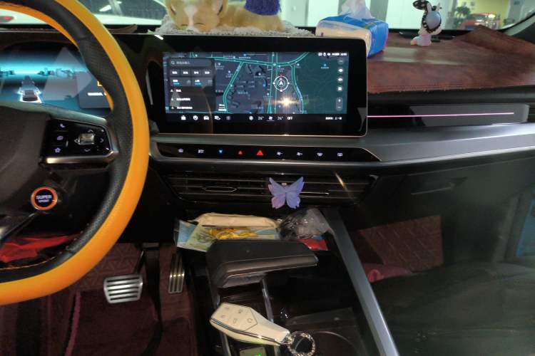 Used MG ONE 2022 α-Smart Sports Series 1.5T Standard Edition Audio And AC Panel