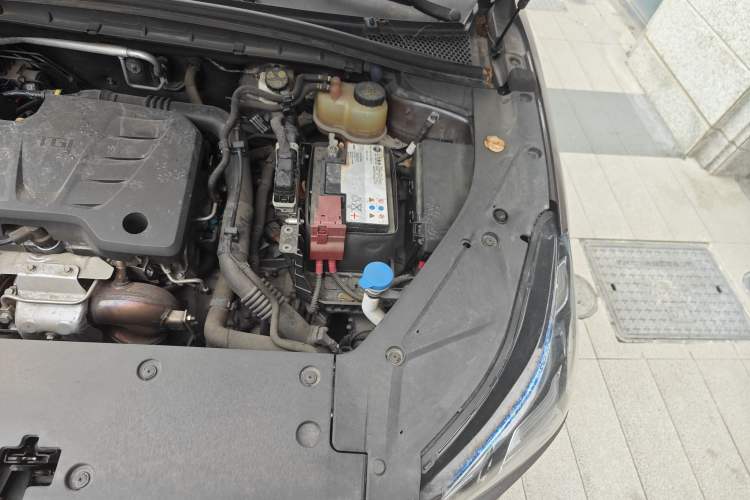 Used MG ONE 2022 α-Smart Sports Series 1.5T Standard Edition Engine Bay Left