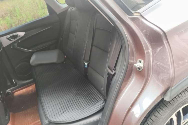 Used MG ONE 2022 β-Comfortable Living Series 1.5T Fully Satisfying Version 1078 Left Rear Seat
