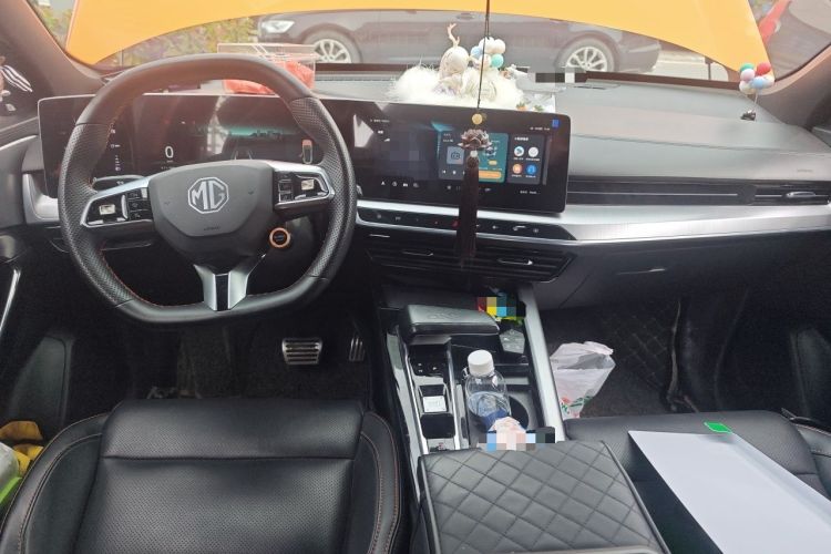 Used MG ONE 2022 α-Smart Sports Series 1.5T Advanced Edition Center Console