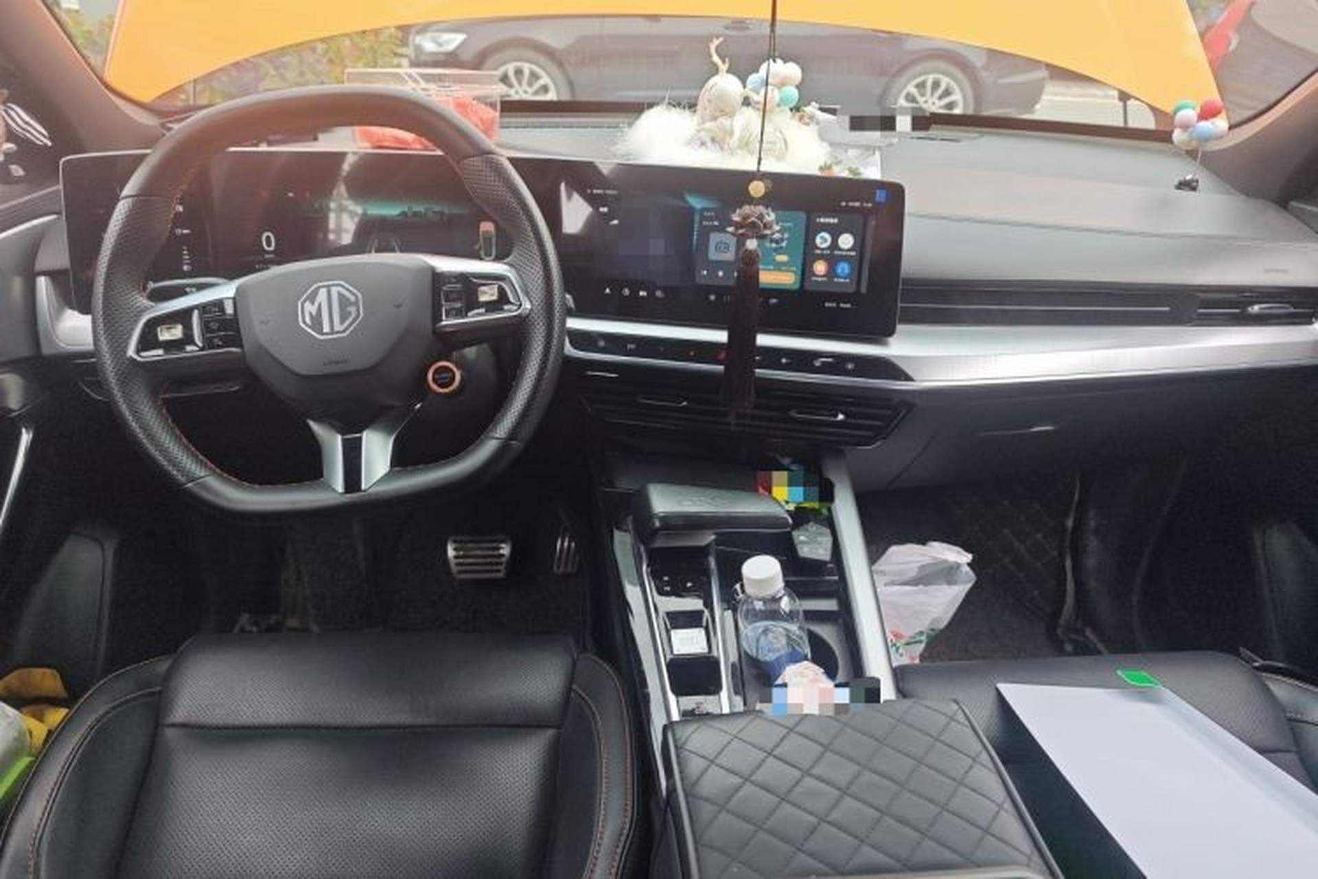 Used MG ONE 2022 α-Smart Sports Series 1.5T Advanced Edition Center Console
