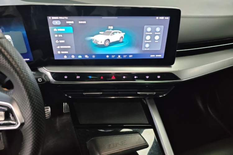 Used MG ONE 2022 α-Smart Sports Series 1.5T Advanced Edition Audio And AC Panel