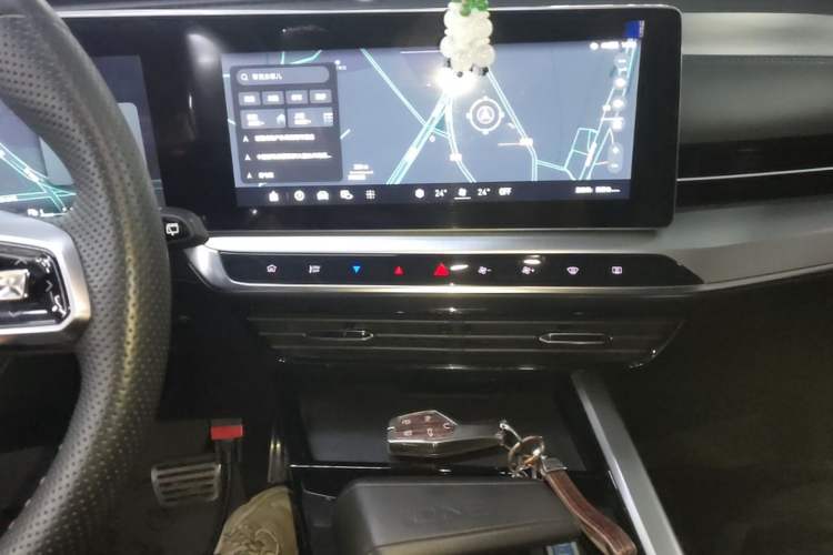 Used MG ONE 2022 α-Smart Sports Series 1.5T Advanced Edition Audio And AC Panel