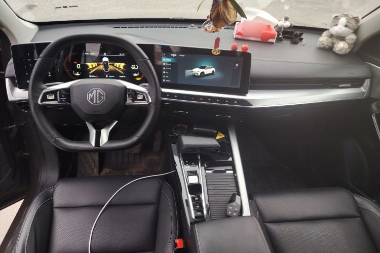 Used MG ONE 2022 α-Smart Sports Series 1.5T Entry-Level Model Center Console