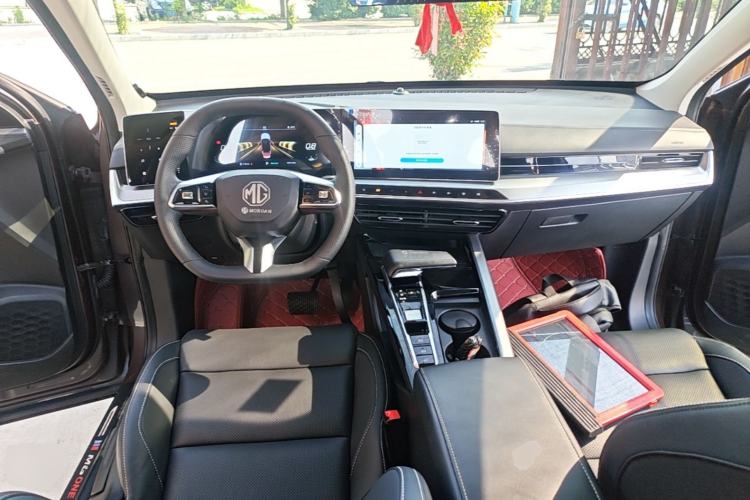 Used MG ONE 2022 α-Smart Sports Series 1.5T Entry-Level Model Center Console