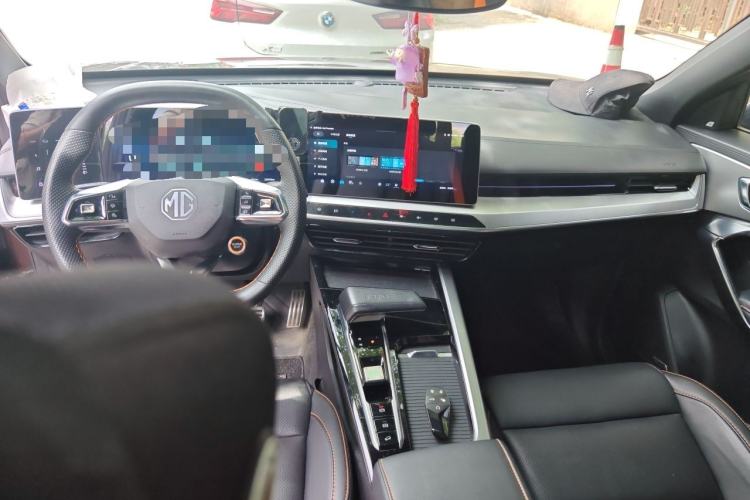 Used MG ONE 2022 α-Smart Sports Series 1.5T Advanced Edition Center Console