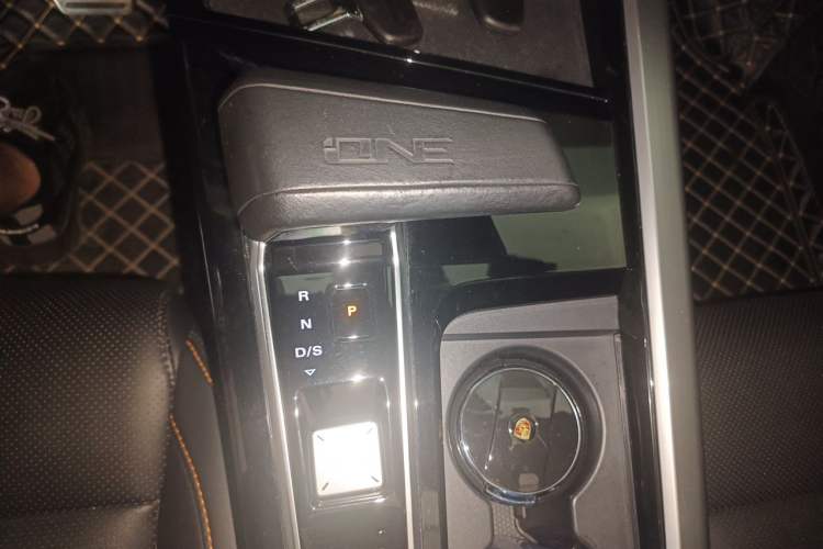 Used MG ONE 2022 α-Smart Sports Series 1.5T Standard Edition Gear Lever