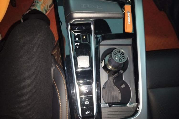 Used MG ONE 2022 α-Smart Sports Series 1.5T Advanced Edition Gear Lever