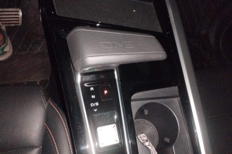 Used MG ONE 2022 α-Smart Sports Series 1.5T Advanced Edition Gear Lever