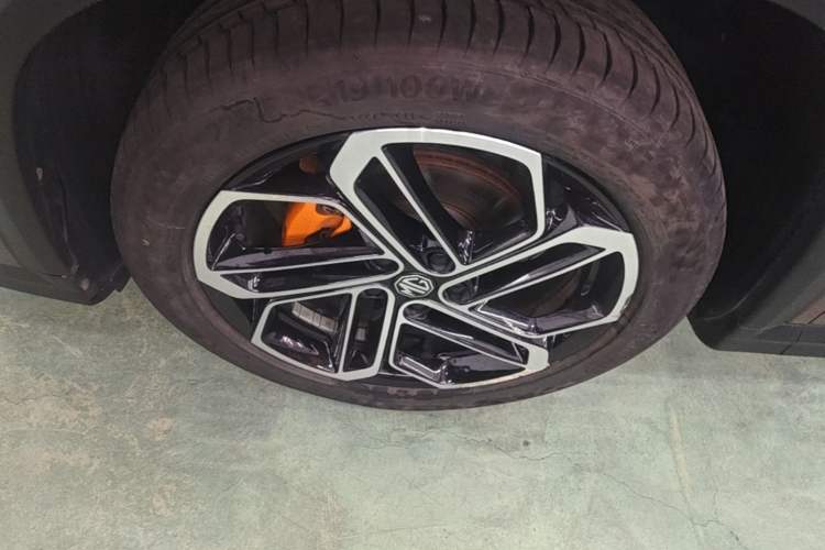 Used MG ONE 2022 α-Smart Sports Series 1.5T Standard Edition Left Front Wheel Hub