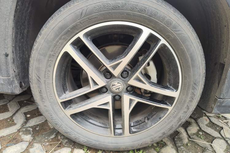 Used MG ONE 2022 β-Comfortable Living Series 1.5T Fully Satisfying Version 1078 Right Front Wheel Hub