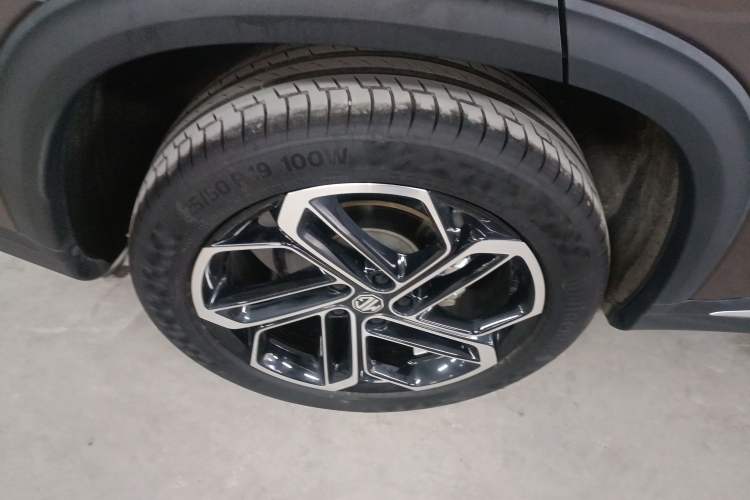 Used MG ONE 2022 β-Comfortable Living Series 1.5T Fully Satisfying Version 1128 Right Rear Wheel Hub