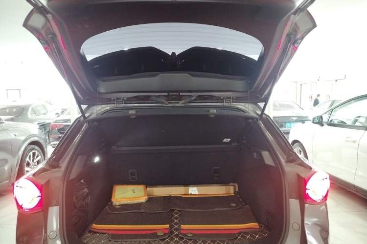Used MG ONE 2022 α-Smart Sports Series 1.5T Advanced Edition Trunk