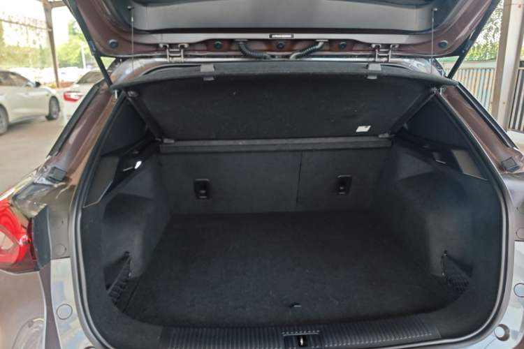 Used MG ONE 2022 α-Smart Sports Series 1.5T Standard Edition Trunk