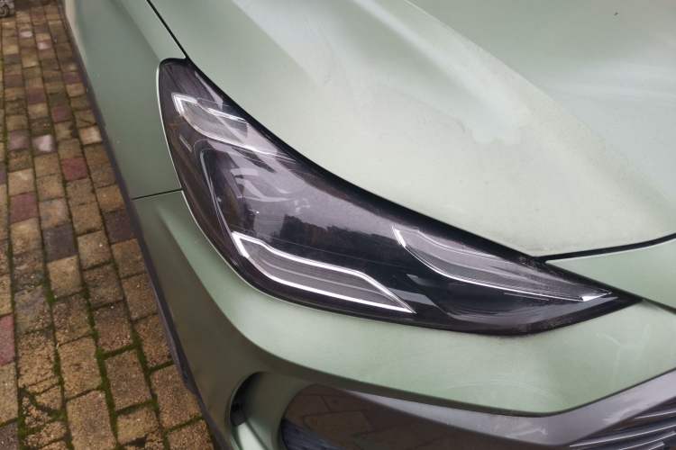 Used MG ONE 2022 β-Enjoy-Life Series 1.5T Fully Satisfying Model 1228 Right Front Headlight