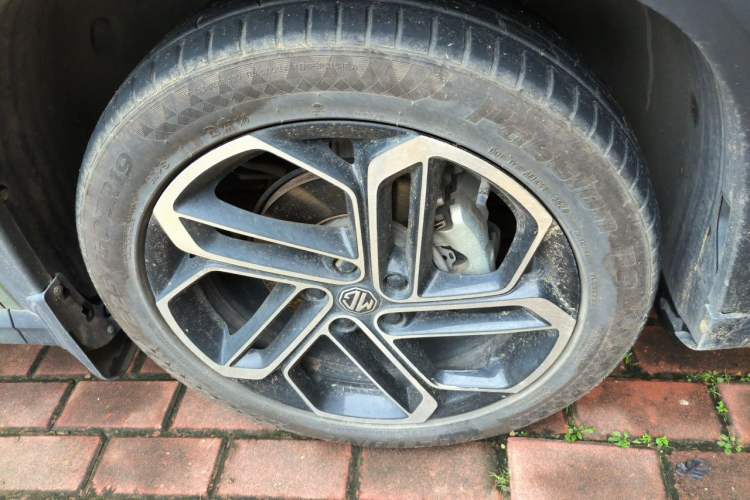 Used MG ONE 2022 β-Enjoy-Life Series 1.5T Fully Satisfying Model 1228 Right Front Wheel Hub