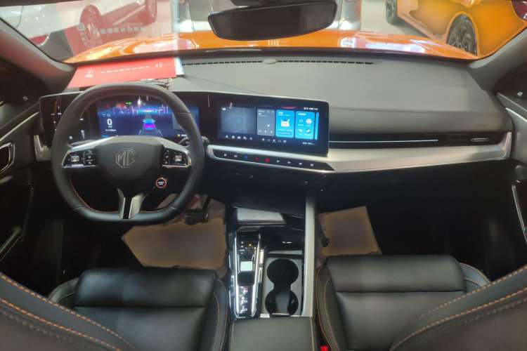 Used MG ONE 2022 α-Smart Sports Series 1.5T Advanced Edition Center Console