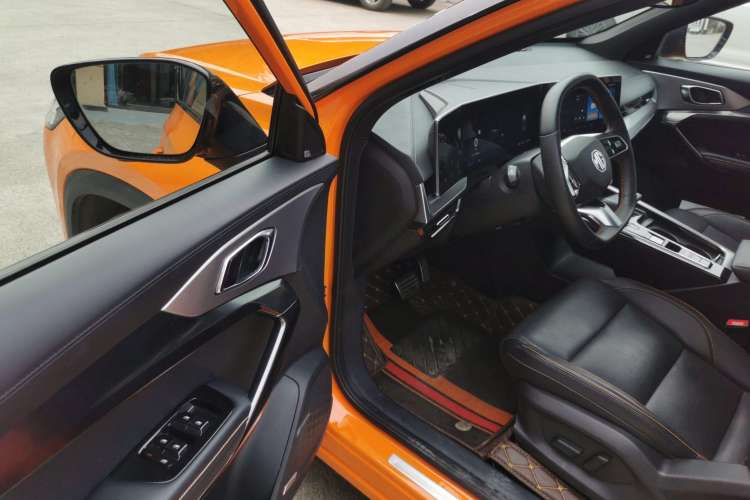 Used MG ONE 2022 α-Smart Sports Series 1.5T Advanced Edition Driver Seat