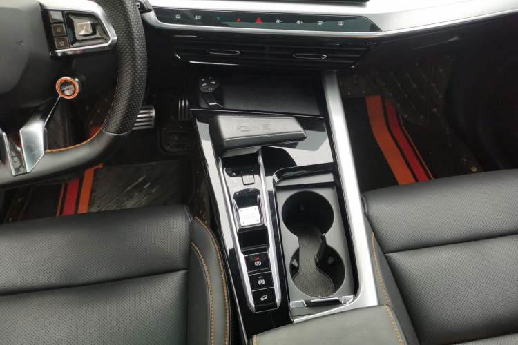 Used MG ONE 2022 α-Smart Sports Series 1.5T Advanced Edition Gear Lever