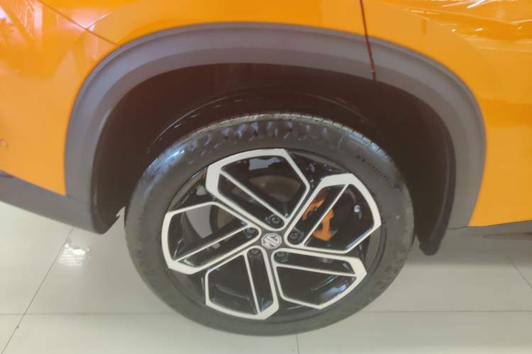Used MG ONE 2022 α-Smart Sports Series 1.5T Advanced Edition Right Rear Wheel Hub