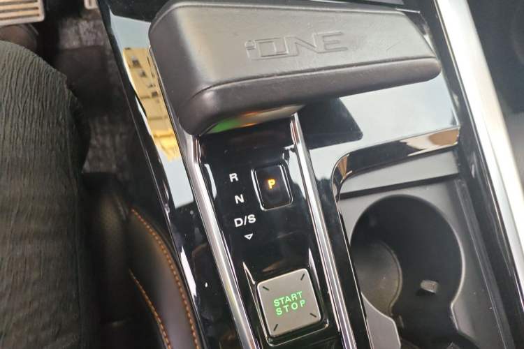 Used MG ONE 2022 α-Smart Sports Series 1.5T Advanced Edition Gear Lever