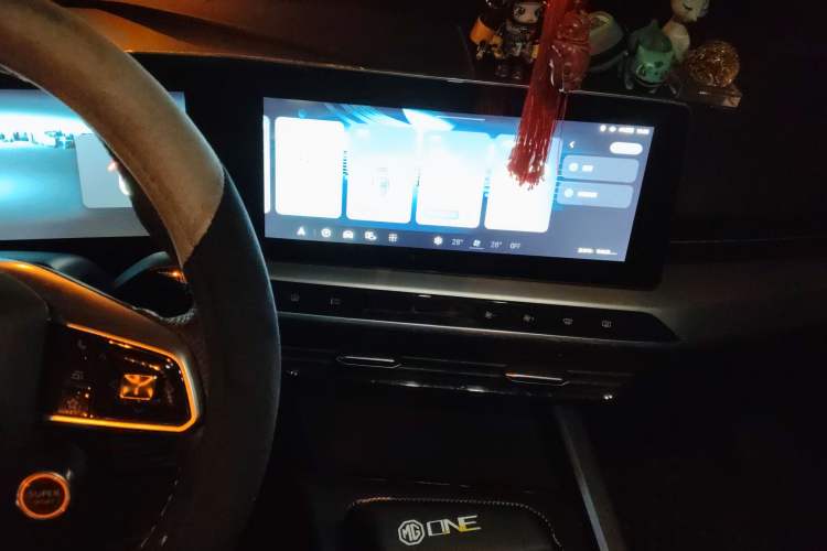 Used MG ONE 2022 α-Smart Sports Series 1.5T Advanced Edition Audio And AC Panel