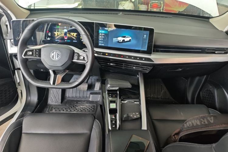 Used MG ONE 2022 β-Comfortable Living Series 1.5T Fully Satisfying Version 1078 Center Console