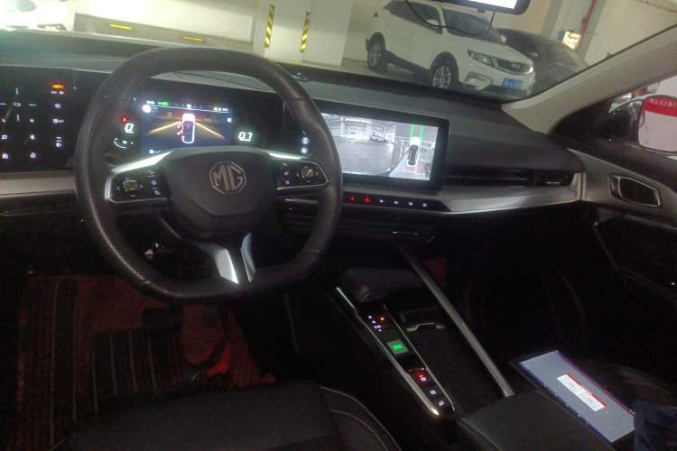 Used MG ONE 2022 β-Comfortable Living Series 1.5T Fully Satisfying Version 1128 Center Console
