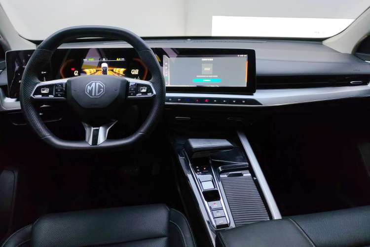 Used MG ONE 2022 β-Comfortable Living Series 1.5T Fully Satisfying Version 1078 Center Console
