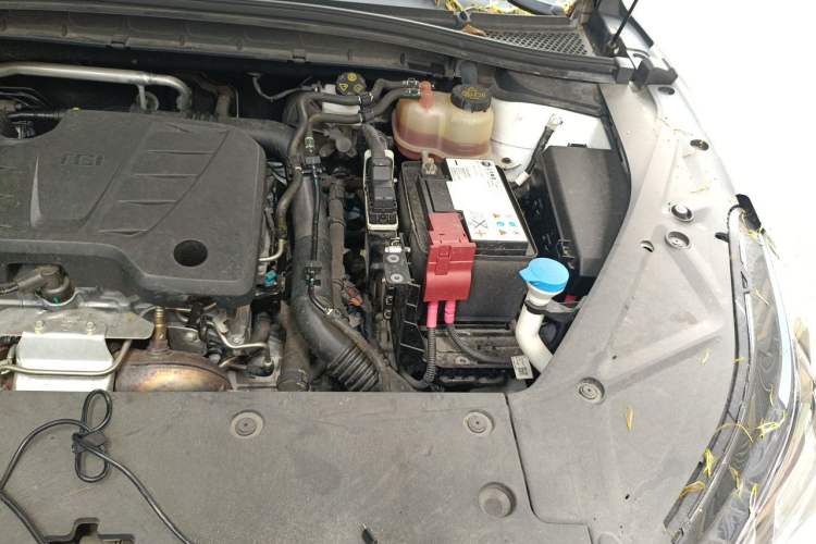 Used MG ONE 2022 α-Smart Sports Series 1.5T Standard Edition Engine Bay Left