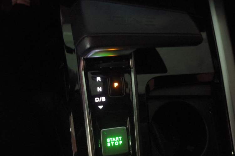 Used MG ONE 2022 α-Smart Sports Series 1.5T Standard Edition Gear Lever