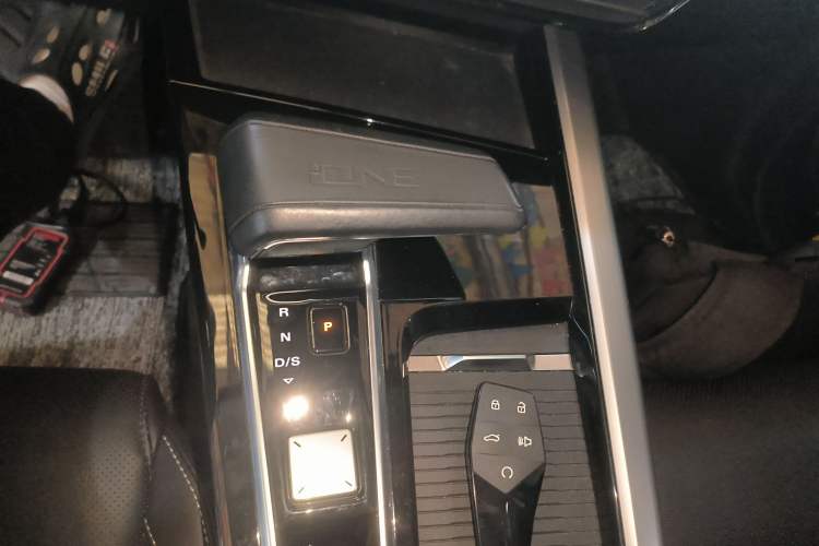 Used MG ONE 2022 β-Comfortable Living Series 1.5T Fully Satisfying Version 1128 Gear Lever