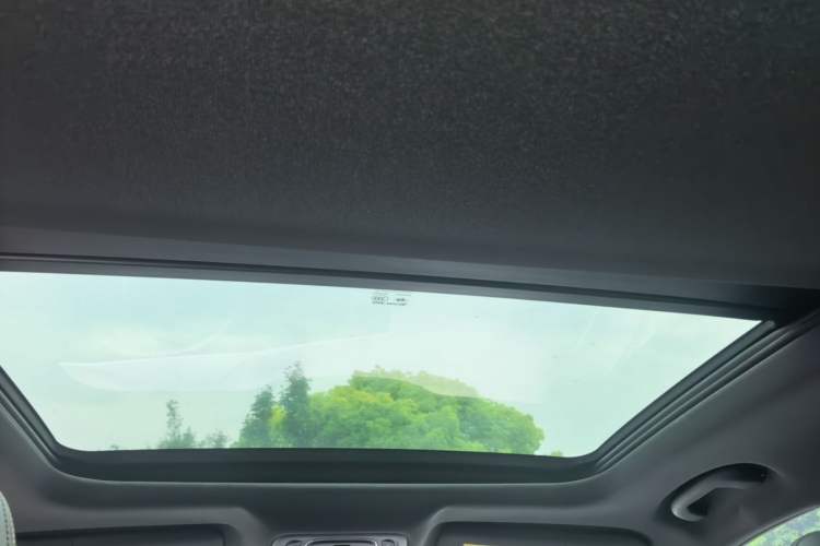 Used MG ONE 2022 α-Smart Sports Series 1.5T Standard Edition Headliner