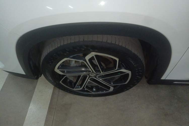 Used MG ONE 2022 β-Comfortable Living Series 1.5T Fully Satisfying Version 1128 Left Front Wheel Hub